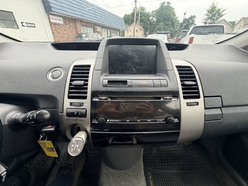Used 2007 Toyota Prius FWD image 4