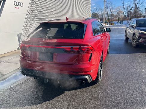 Used 2025 Audi RS Q8 performance image 29