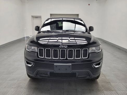 Used 2019 Jeep Grand Cherokee Laredo image 15