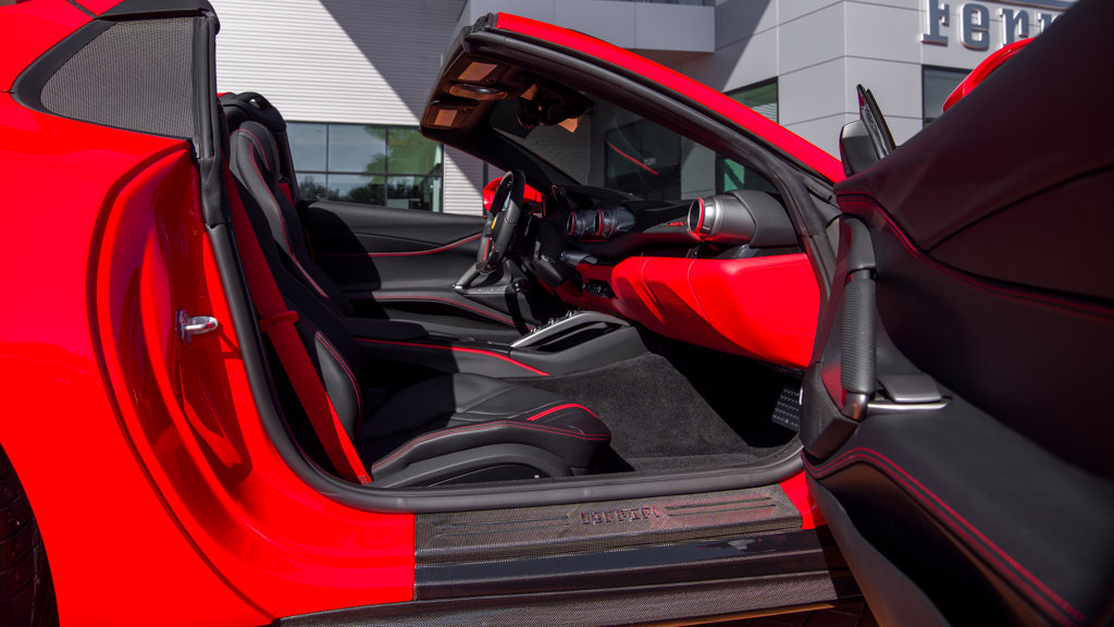 Used 2023 Ferrari 812 GTS RWD image 33