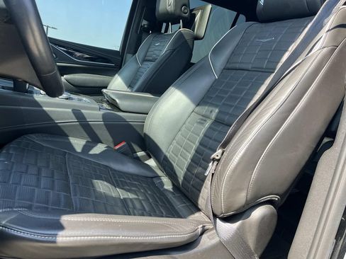 Used 2023 Cadillac Escalade V w/ LPO, ONYX Package AWD/4WD image 36