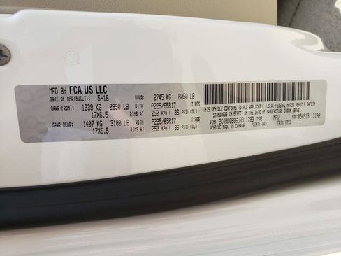 Used 2018 Dodge Grand Caravan SE w/ UConnect Hands-Free Group FWD image 25