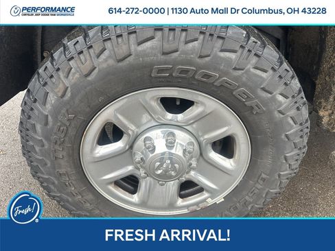 Used 2018 RAM 2500 Tradesman w/ Chrome Appearance Group image 11
