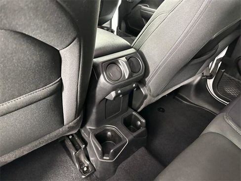 Certified 2022 Jeep Gladiator Sport image 15
