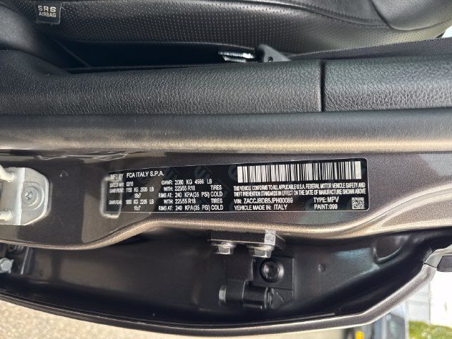 Used 2018 Jeep Renegade Limited AWD/4WD image 16