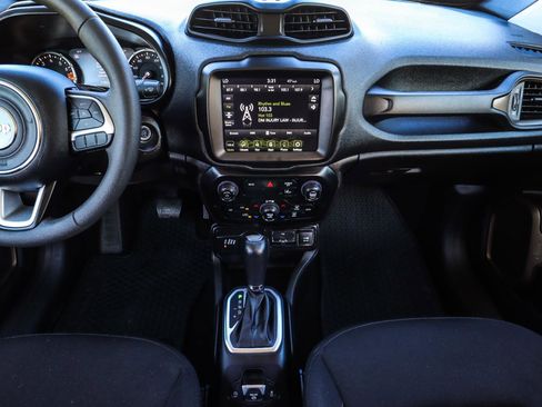 Used 2023 Jeep Renegade Latitude image 26