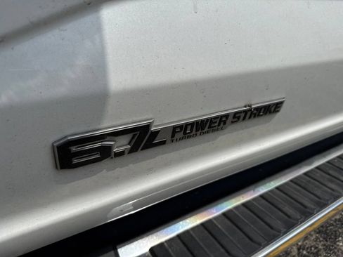 Used 2023 Ford F250 Lariat w/ Chrome Package AWD/4WD image 2