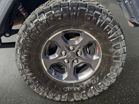 Used 2020 Jeep Gladiator Rubicon image 32
