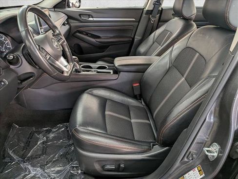 Used 2023 Nissan Altima 2.5 SR FWD image 22