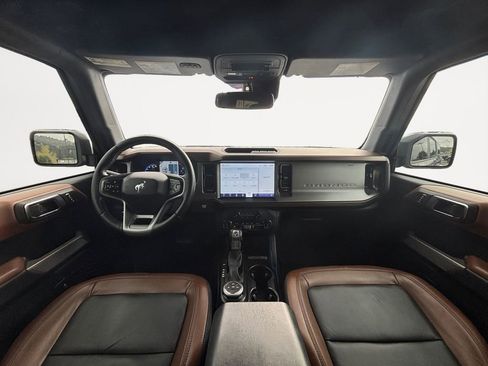 Used 2022 Ford Bronco Outer Banks AWD/4WD image 13