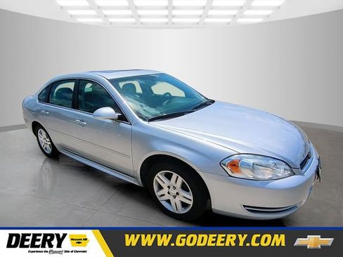 Used 2015 Chevrolet Impala LT w/ LT Sunroof Package FWD image 1