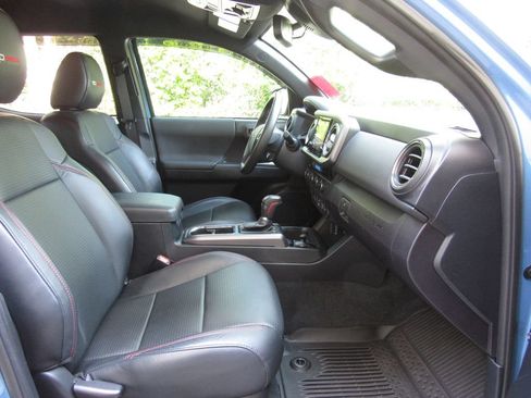 Certified 2018 Toyota Tacoma TRD Pro AWD/4WD image 22