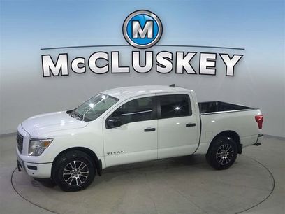 Used 2024 Nissan Titan SV w/ SV Convenience Package