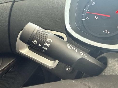 Used 2010 Chevrolet Equinox LT w/ Vehicle Interface Package FWD image 36
