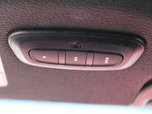 Used 2024 Jeep Wrangler Unlimited Sahara AWD/4WD image 36