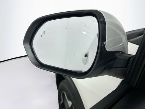 Used 2025 Kia Seltos S image 16