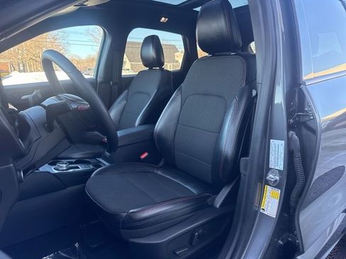 Used 2023 Ford Escape ST-Line w/ Tech Pack #1 image 10