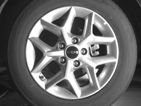 Used 2025 Kia Soul LX w/ LX Technology Package image 14