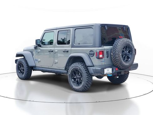 Used 2023 Jeep Wrangler Unlimited w/ Cold Weather Group AWD/4WD image 3