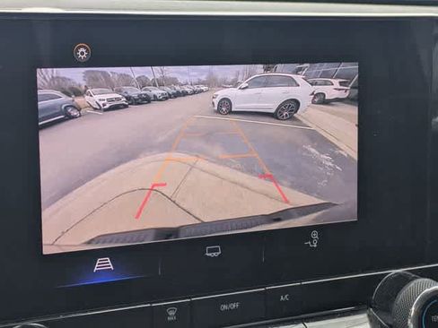 Used 2023 Chevrolet Colorado W/T image 23