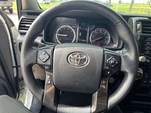 Used 2024 Toyota 4Runner TRD Pro AWD/4WD image 15