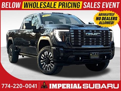 Used 2024 GMC Sierra 2500 Denali Ultimate image 1