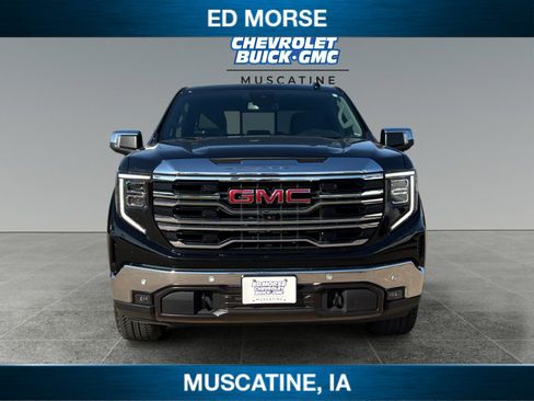 Used 2024 GMC Sierra 1500 SLT w/ SLT Premium Plus Package image 8