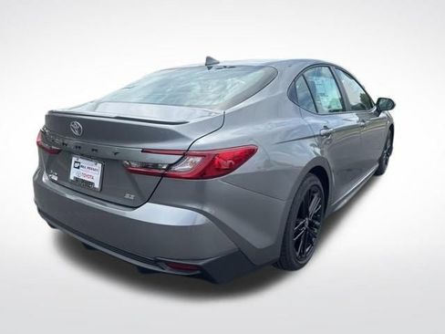 New 2026 Toyota Camry SE FWD image 5