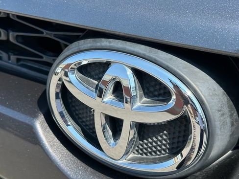 Used 2017 Toyota 4Runner SR5 Premium AWD/4WD image 9