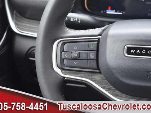 Used 2022 Jeep Wagoneer Series II RWD image 34