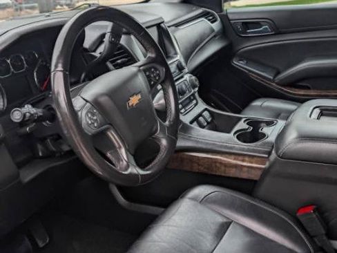 Used 2017 Chevrolet Suburban LT AWD/4WD image 13
