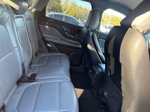 Used 2022 Lincoln Corsair FWD image 12