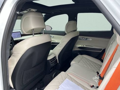 New 2026 Genesis GV70 3.5T Sport Prestige AWD/4WD image 17