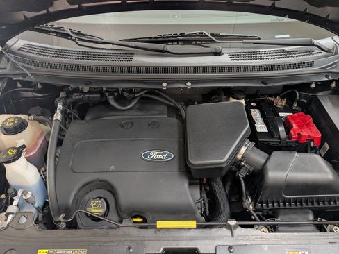 Used 2013 Ford Edge SEL image 25