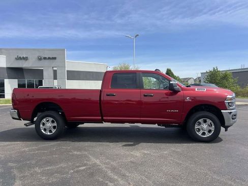 New 2026 RAM 2500 Big Horn AWD/4WD image 8