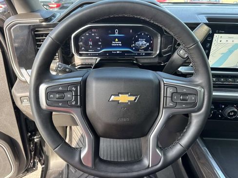 Used 2025 Chevrolet Silverado 2500 LTZ w/ LTZ Plus Package image 22