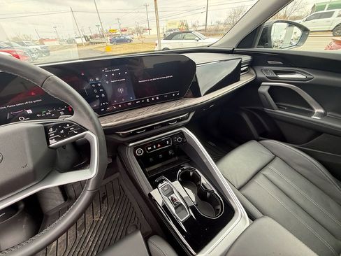 Used 2025 Audi Q5 Premium Plus w/ Premium Plus image 17