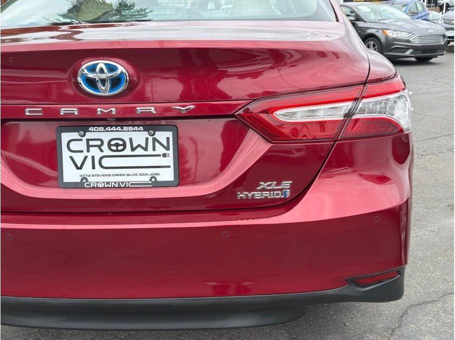 Used 2018 Toyota Camry XLE FWD image 27