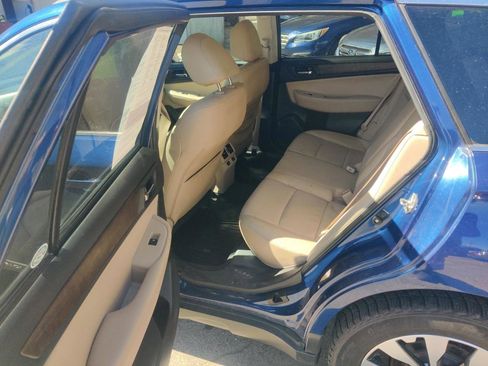 Used 2016 Subaru Outback 2.5i Limited AWD/4WD image 20