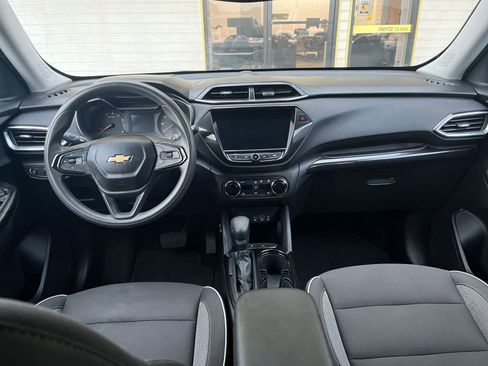 Used 2023 Chevrolet TrailBlazer LT w/ Convenience Package image 33