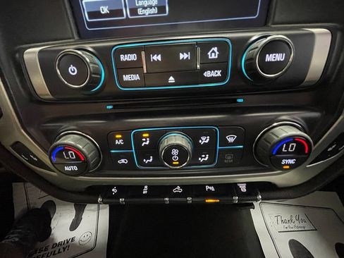 Used 2018 GMC Sierra 2500 SLT w/ Duramax Plus Package AWD/4WD image 22
