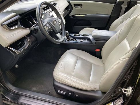 Used 2014 Toyota Avalon XLE Touring FWD image 12