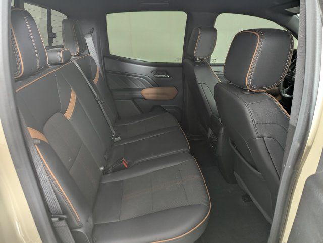 Used 2024 GMC Canyon AT4 AWD/4WD image 17