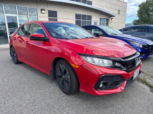 Used 2017 Honda Civic EX image 3