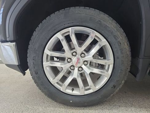 Used 2019 GMC Sierra 1500 SLT w/ SLT Premium Plus Package AWD/4WD image 25