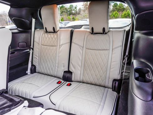 Used 2019 INFINITI QX60 Luxe w/ Limited Package image 28