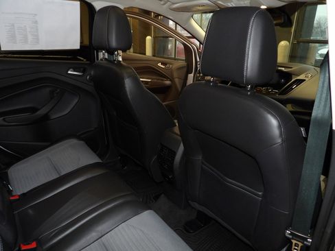 Used 2017 Ford Escape Titanium image 17