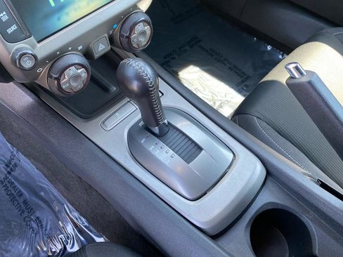 Used 2015 Chevrolet Camaro LT image 39