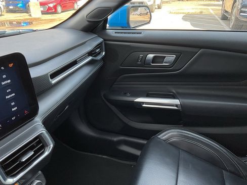 Used 2024 Ford Mustang Premium image 31