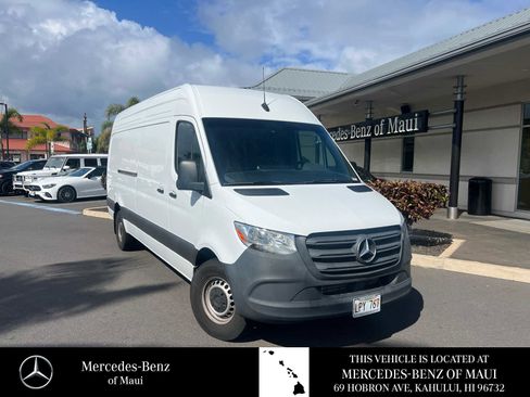 Used 2024 Mercedes-Benz Sprinter 2500 image 1